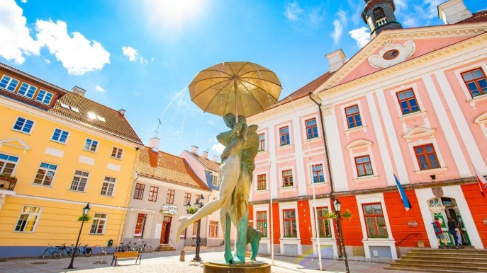 In questa città si celebra (di nuovo) l’amore: è in arrivo il Festival dei baci