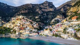 Le 10 destinazioni perfette per viaggi in moto