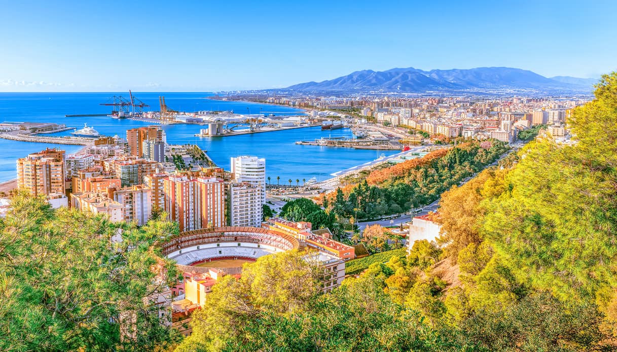 Vista aerea della città di Malaga