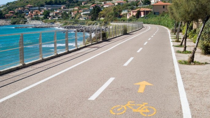 Giornata Nazionale della Bicicletta: le 10 migliori piste ciclabili d’Italia