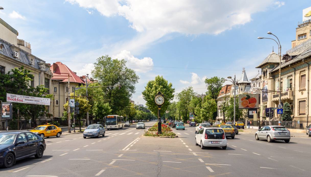 Piata Romana