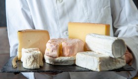 A Parigi ha aperto un museo insolito: è dedicato al formaggio