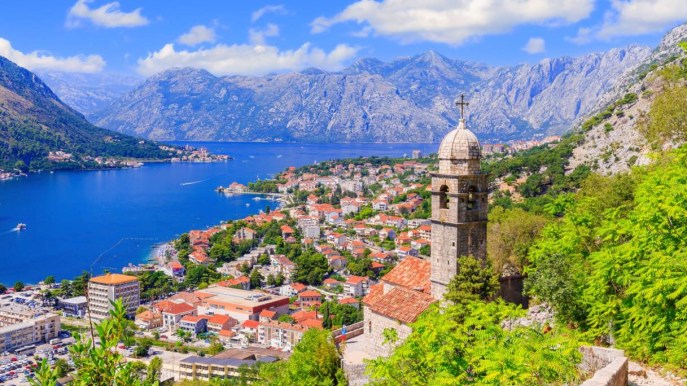 Vacanze al mare in Italia troppo care, chi viaggia cerca nuove mete