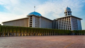 Moschea Istiqlal, la storia della più grande moschea del Sud-est asiatico