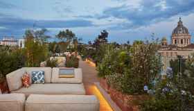 Si trova a Roma ed è il migliore hotel di lusso del mondo