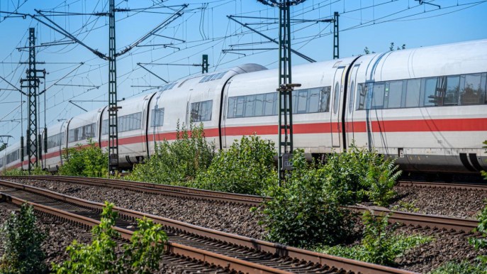 Gli Intercity di Trenitalia cambiano volto: le novità