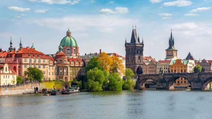 Praga ha appena vietato i bar aperti fino a tarda notte