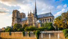 Notre-Dame rinasce dalle ceneri: la riapertura in arrivo